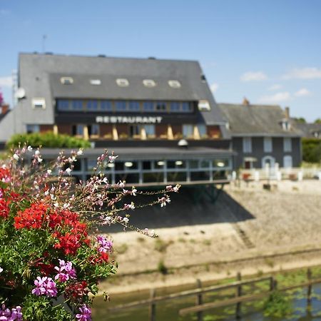 Les Ondines Hotell Les Hauts-d'Anjou Exteriör bild